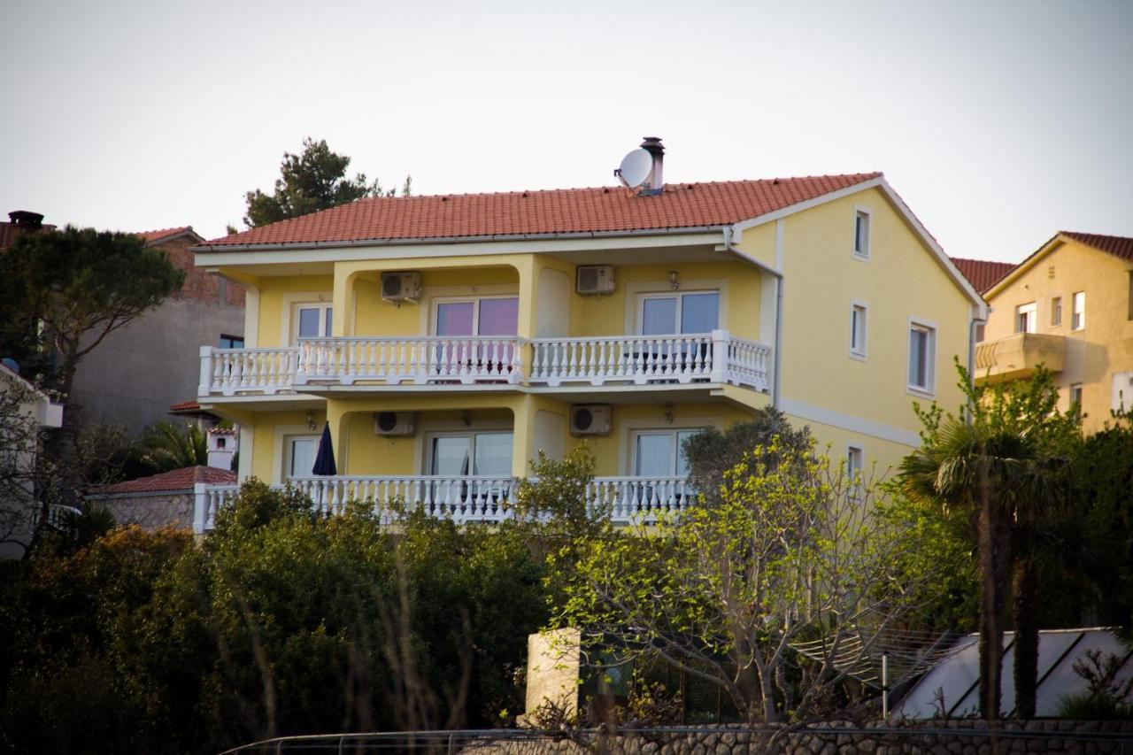 Janja Apartment Krk Island Exterior photo